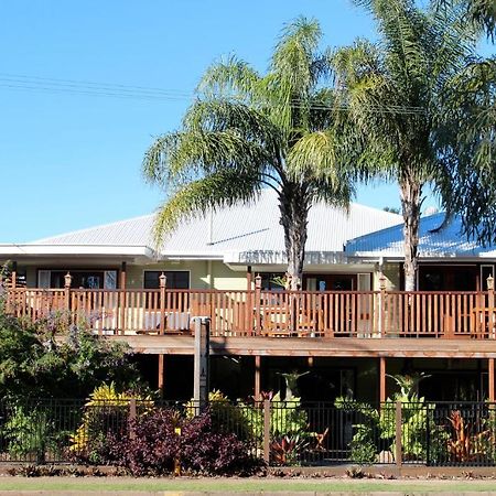 Aparthotel Five 3 Five Urangan Exteriér fotografie