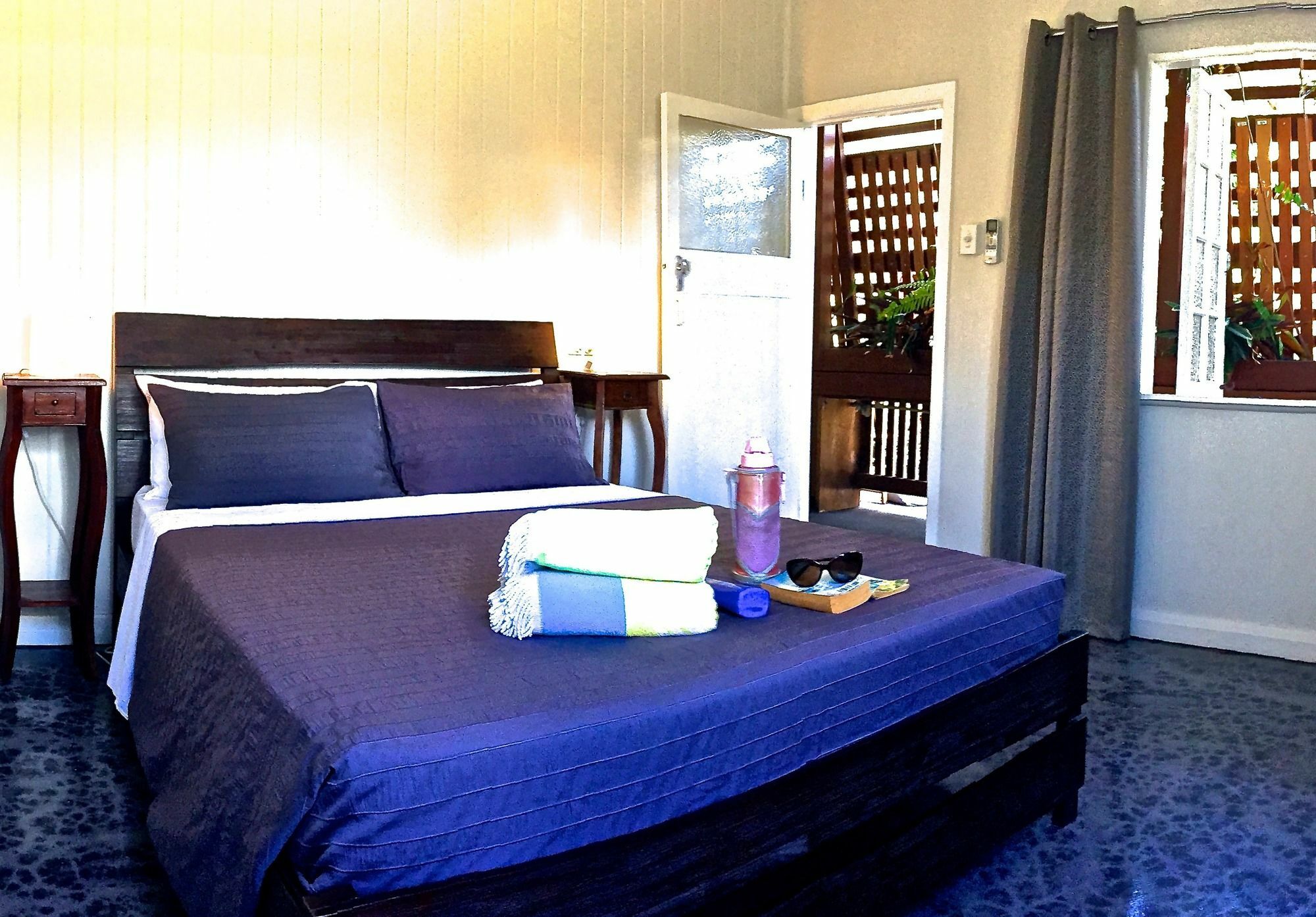 Aparthotel Five 3 Five Urangan Exteriér fotografie